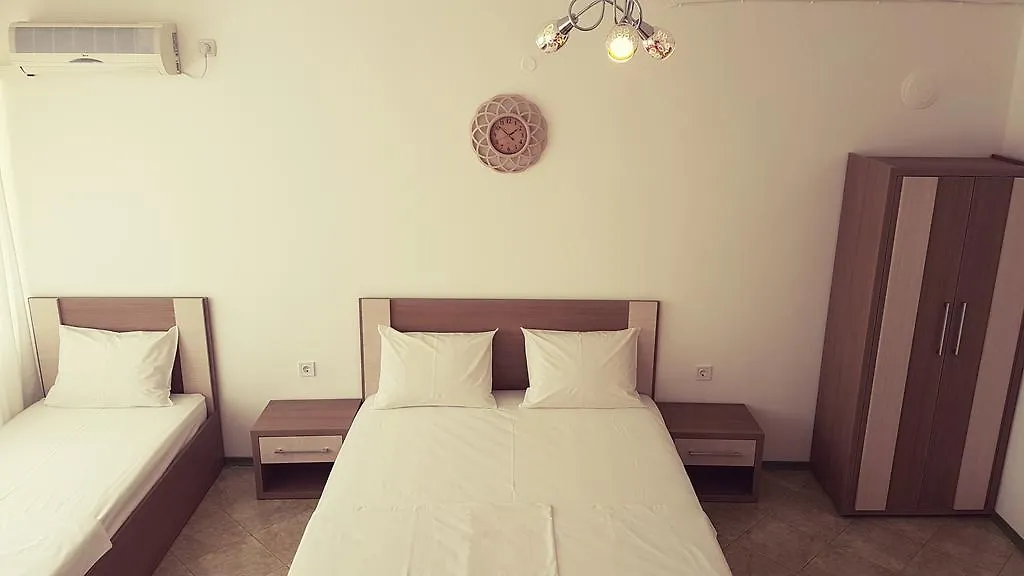 Guest House Natasha Sozopol