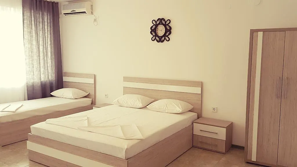 Guest House Natasha Sozopol